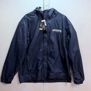 Dunbrooke New England Patriots Packable Windbreaker Jacket Size XL